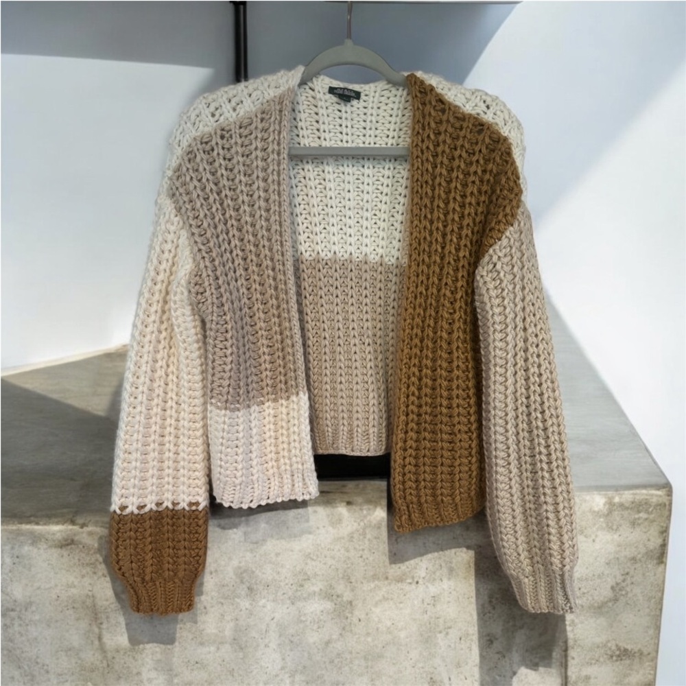 Wild Fable Chunky Knit Cardigan Sweater EUC